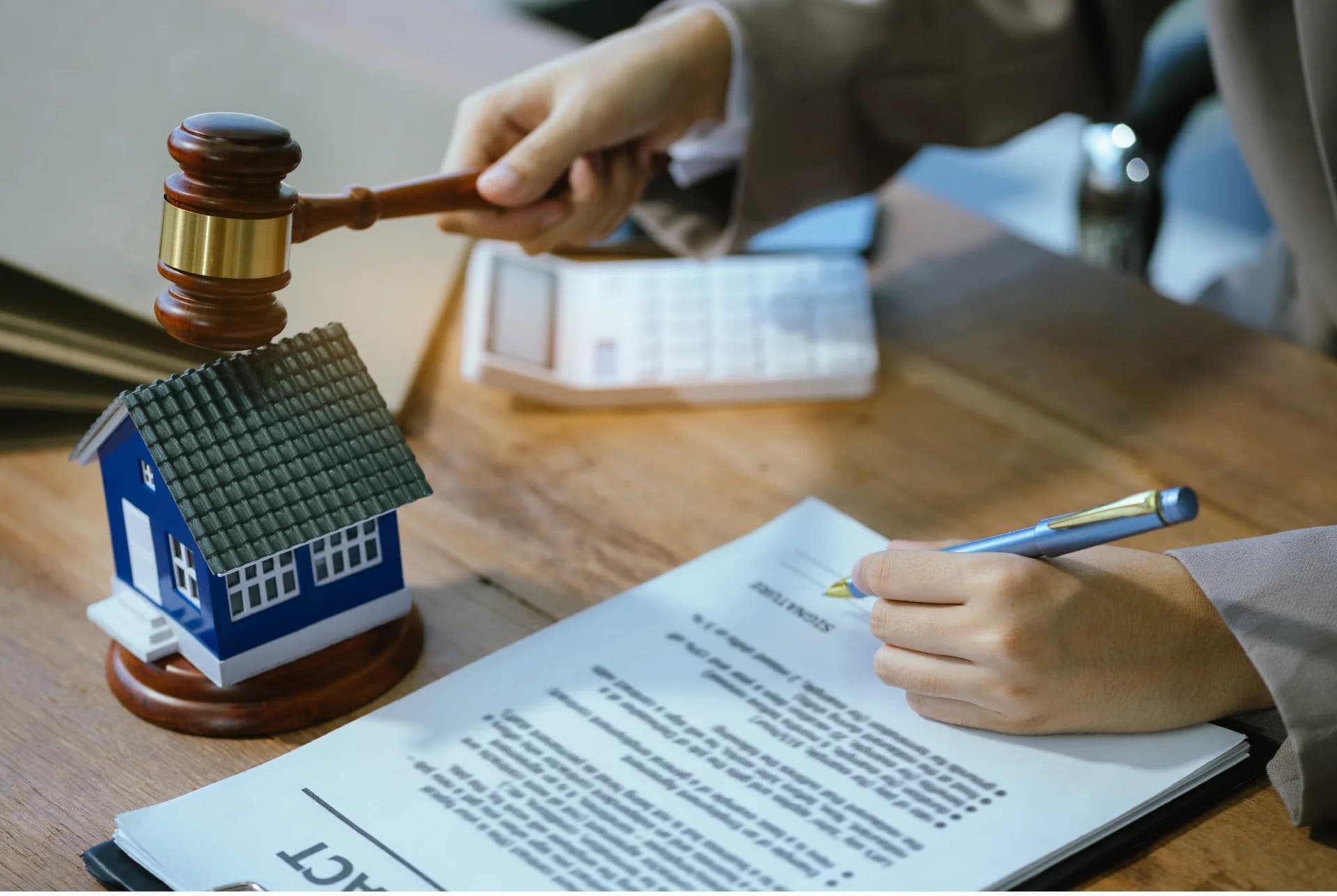 Diploma de Derecho en Negocios Inmobiliarios y de la Construcción